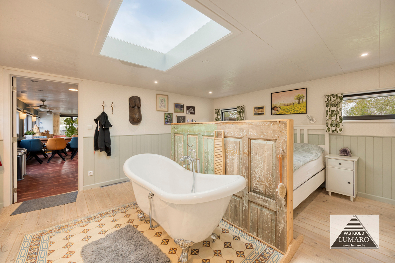 Adorabel Wonen op het Water (met domicilie) - vlakbij Maasmechelen Village 