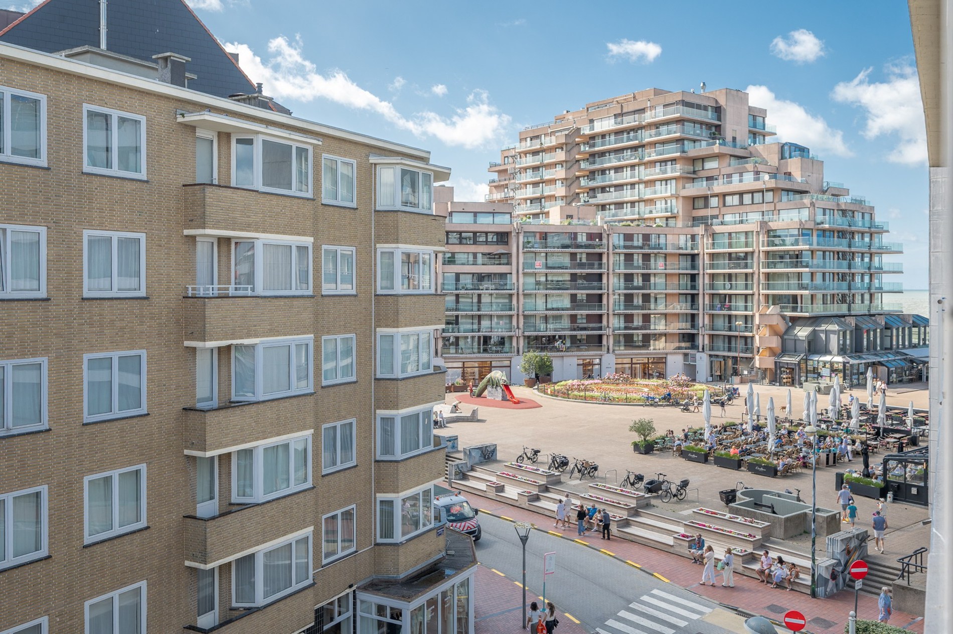 Magnifique appartement rénové de 2 chambres au cœur de Knokke 