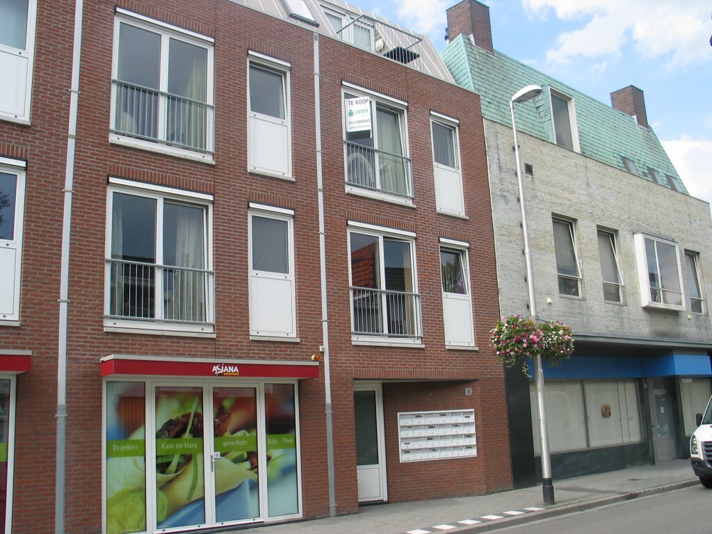 Leuk instapklaar 2-kamer appartement op de tweede verdieping 