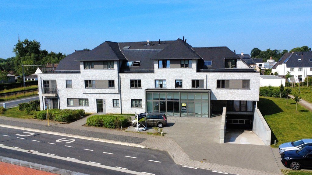 Prachtige kantoorruimte te koop vlakbij het station van de Pinte