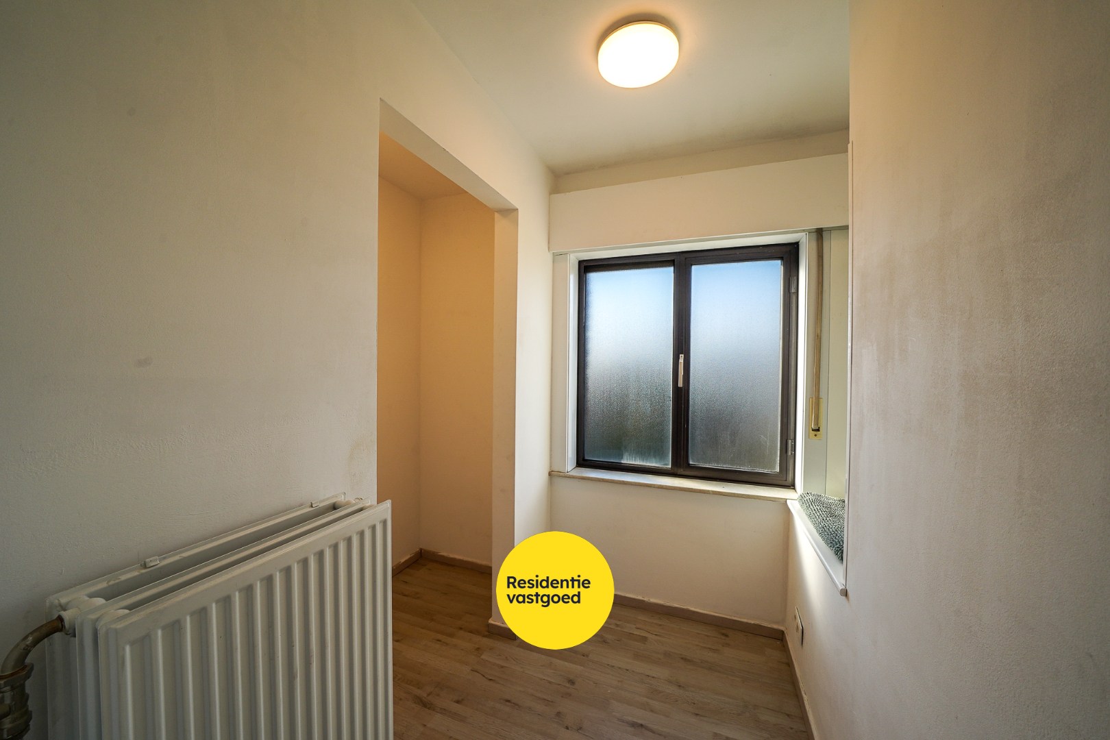 Instapklare ruime hoekwoning te Zandvoorde 