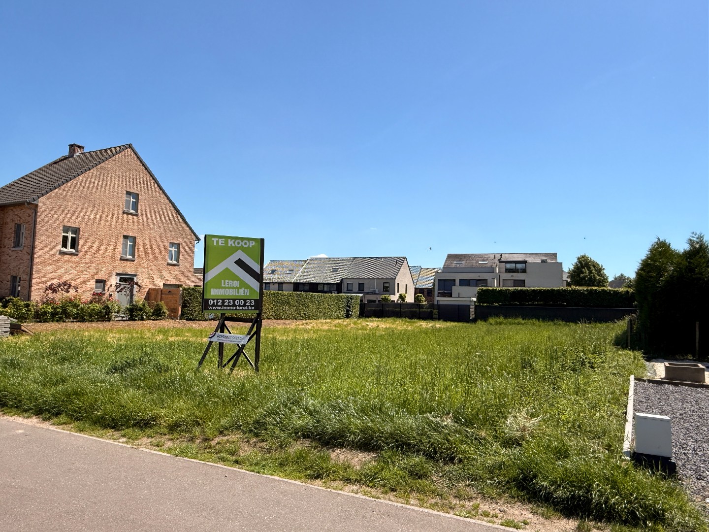 Zuidgericht bouwperceel in doodlopende straat nabij centrum Tongeren 