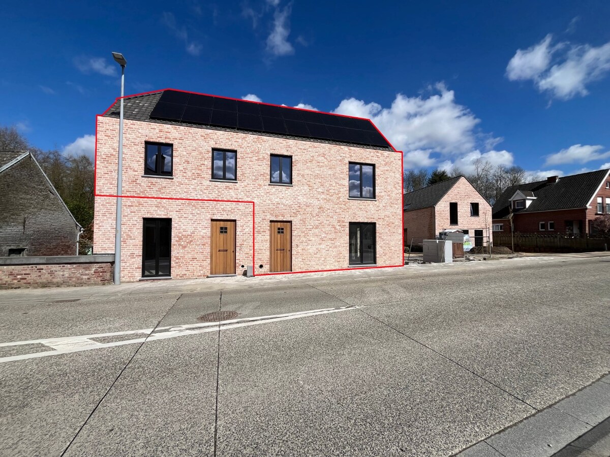 Gerenoveerde (stapel)woning met 3 slaapkamers 