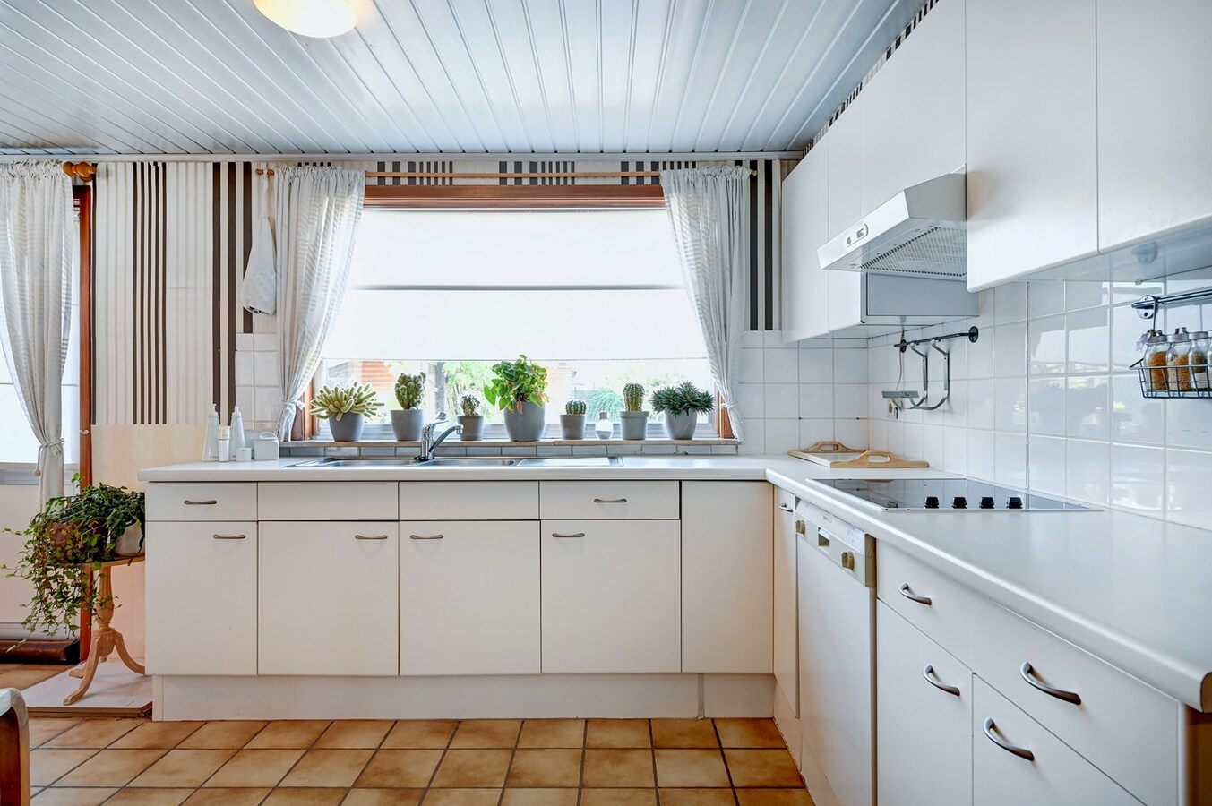 Zeer goed onderhouden huis met 3 slaapkamers 