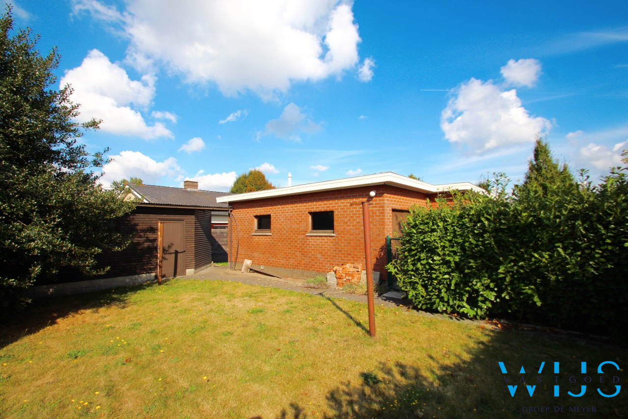 Zeer rustig gelegen bungalow te ERTVELDE 