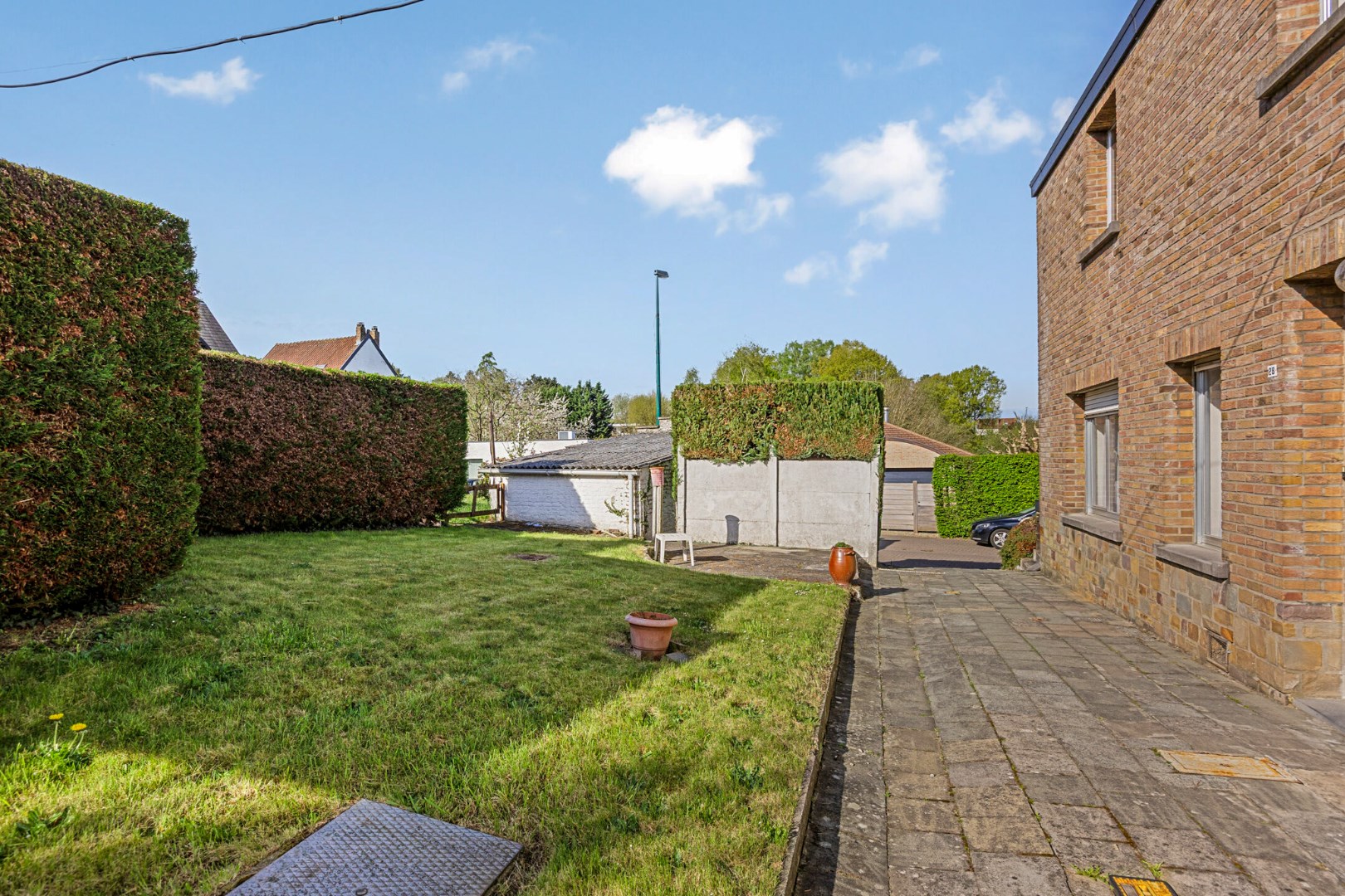 WONING met 3 kamers, garage en atelier 1640 SINT-GENESIUS-RODE 