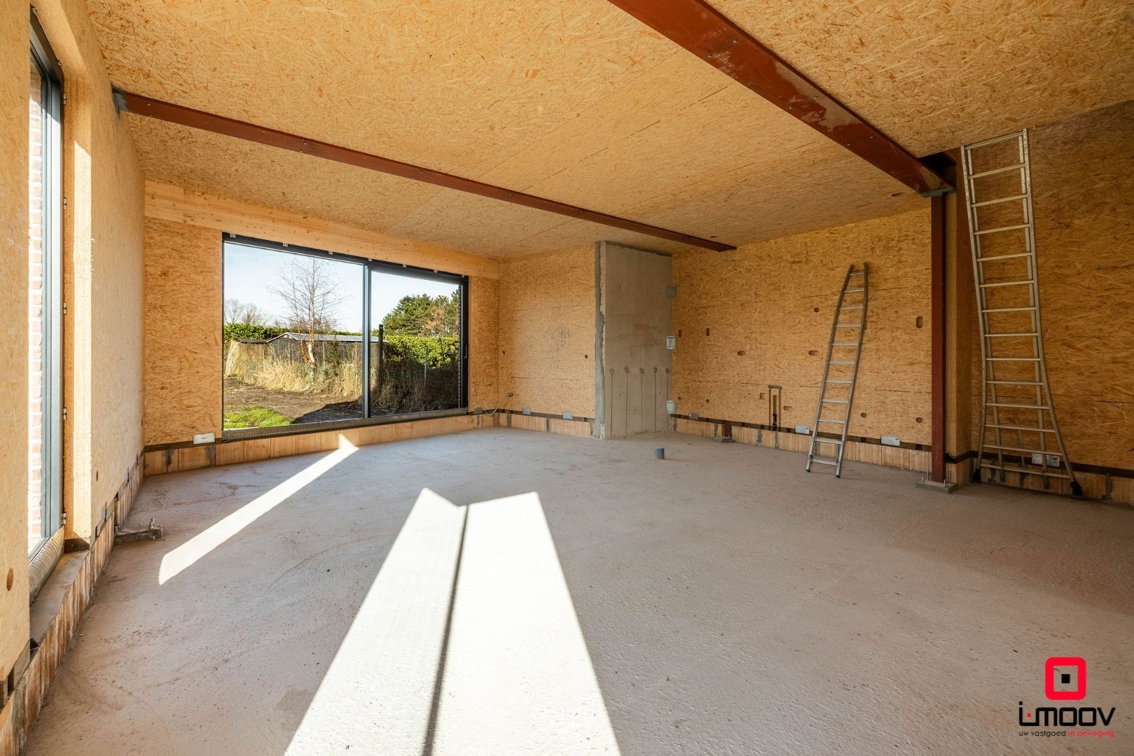 Exclusieve casco woning met 5 slaapkamers en royale tuin in Kruibeke, vlak bij Antwerpen 