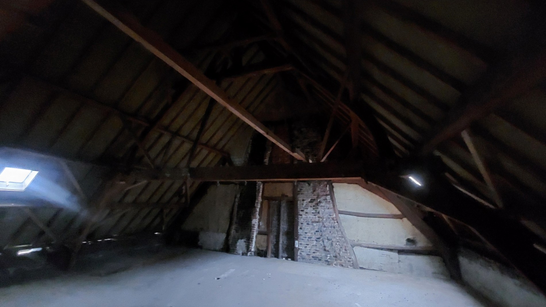 Gebouw te koop in Weert