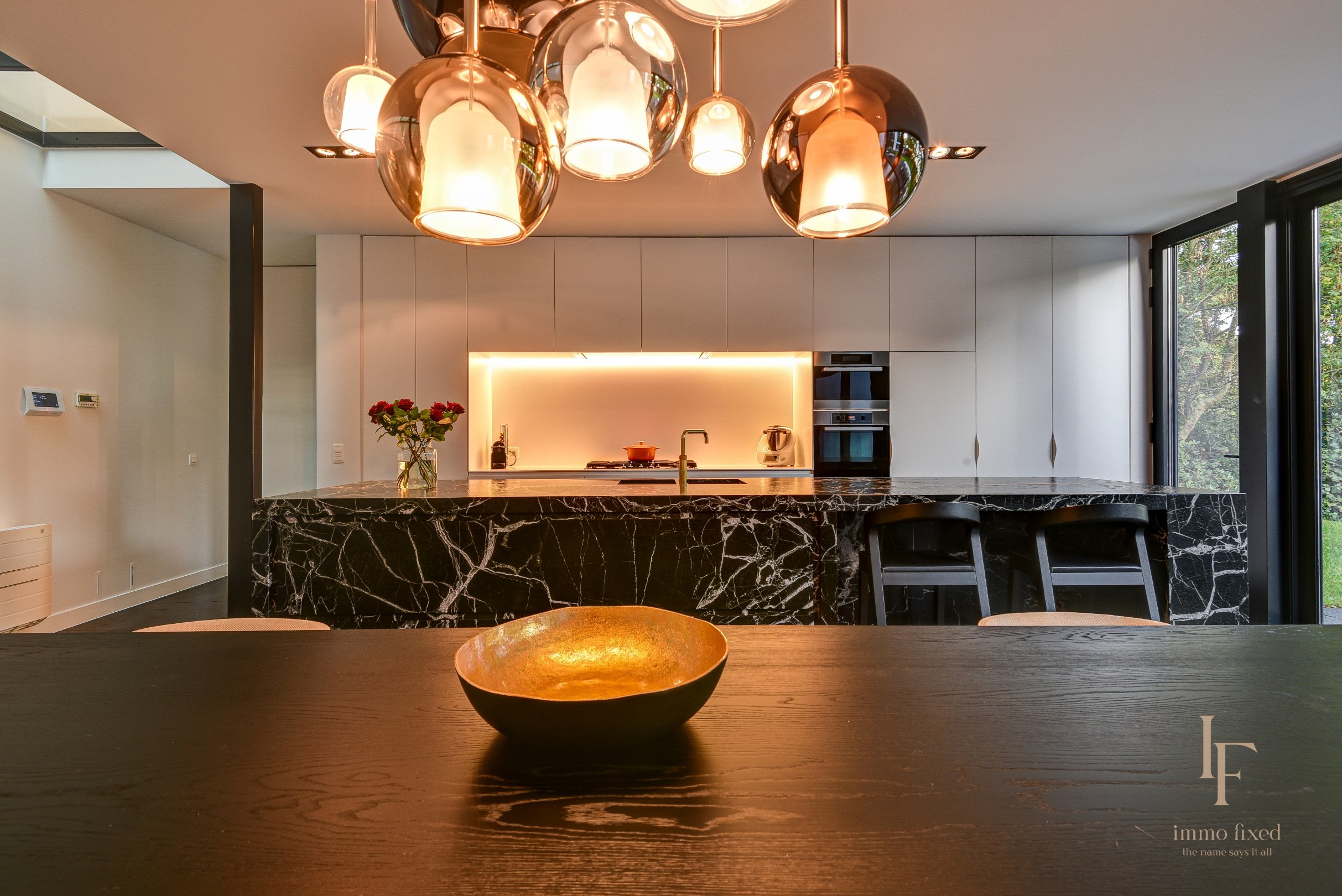 Luxe villa met 4 SLKS en praktijkruimte te SCHILDE! 