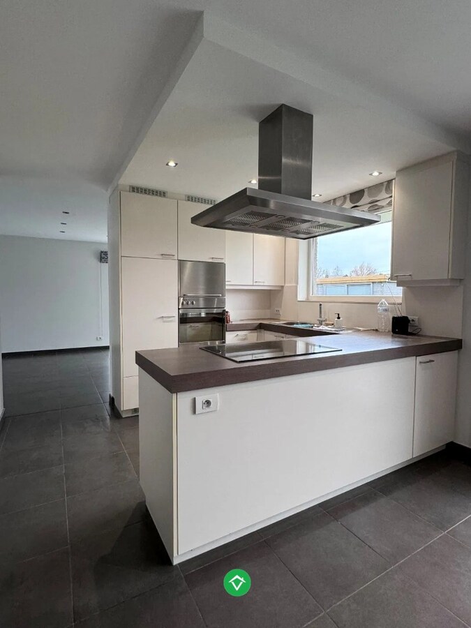 Alleenstaande woning met 4 slaapkamers te Koekelare 