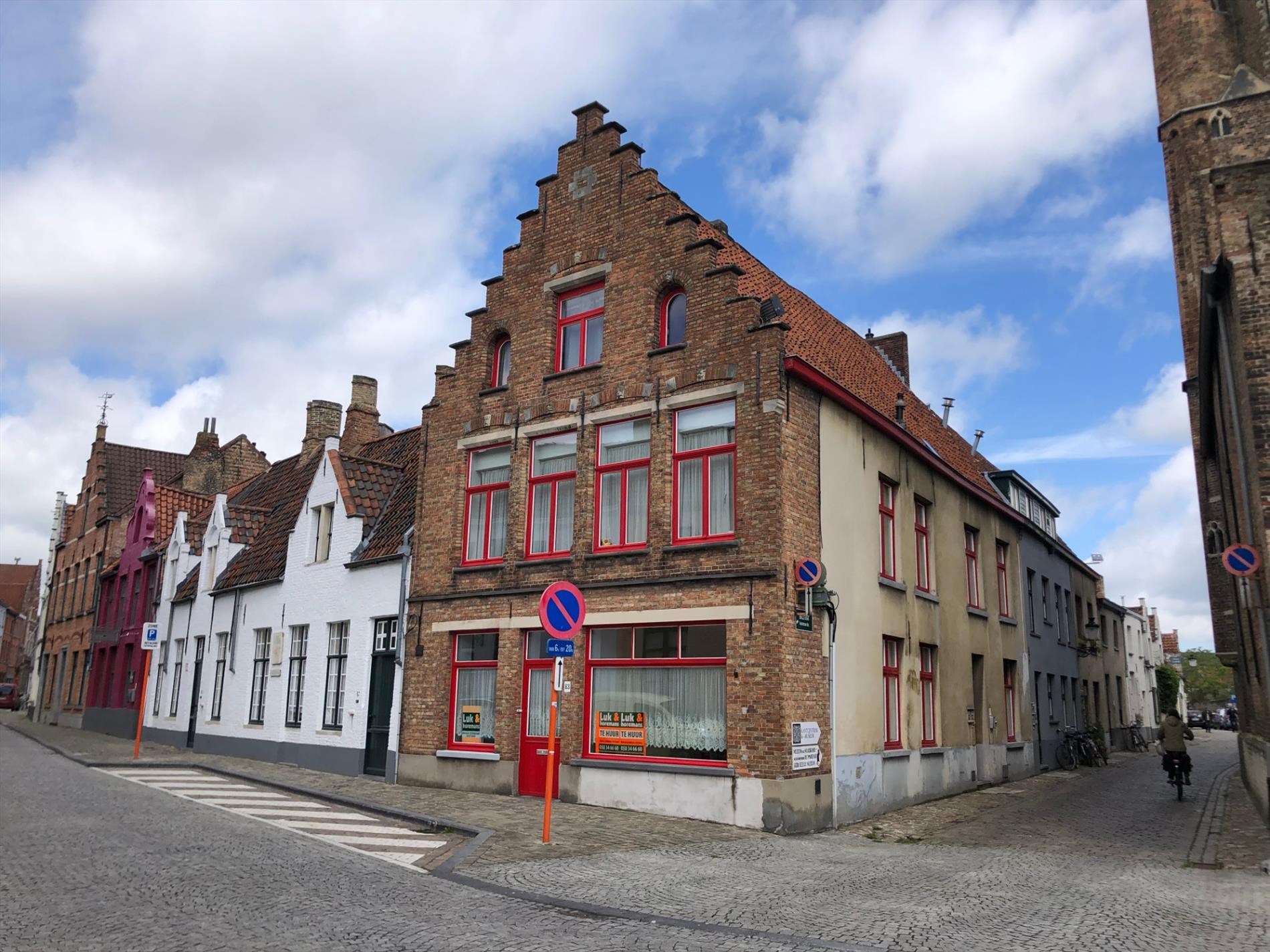 Gelijkvloers appartement met 1 slaapkamer 