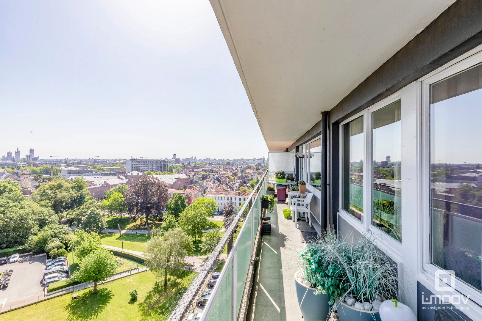 Ruim appartement met 3 slaapkamers en panoramisch zicht over Gent 
