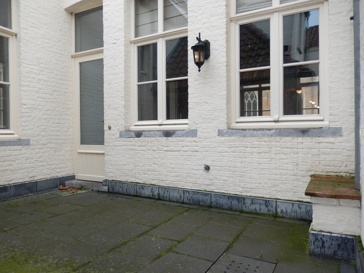 Ruim instapklaar duplexappartement in hartje Brugge 