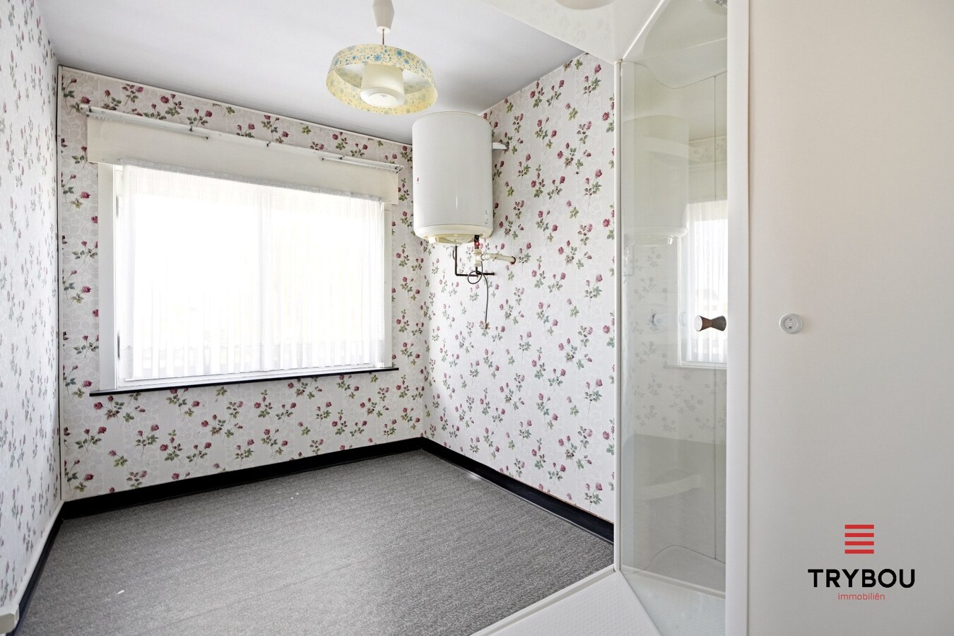Open bebouwing met 3 slaapkamers, garage en noordoostgerichte tuin in Houthulst! 