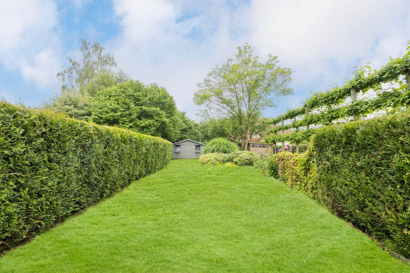 Ruime, instapklare woning - 3 slpks - tuin 