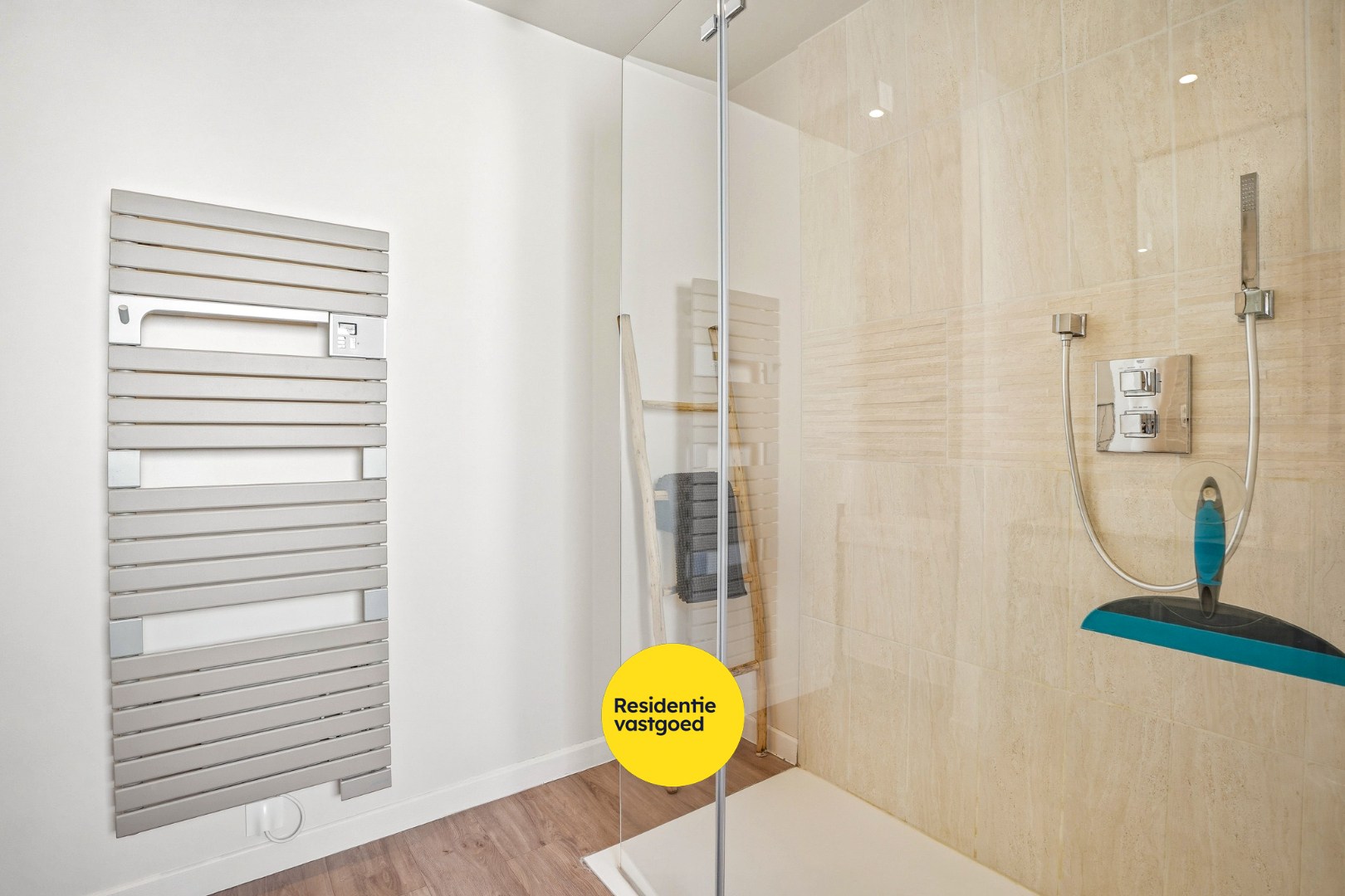 Recent gerenoveerde vakantiewoning (type bungalow) met 2 slaapkamers te Koksijde. 