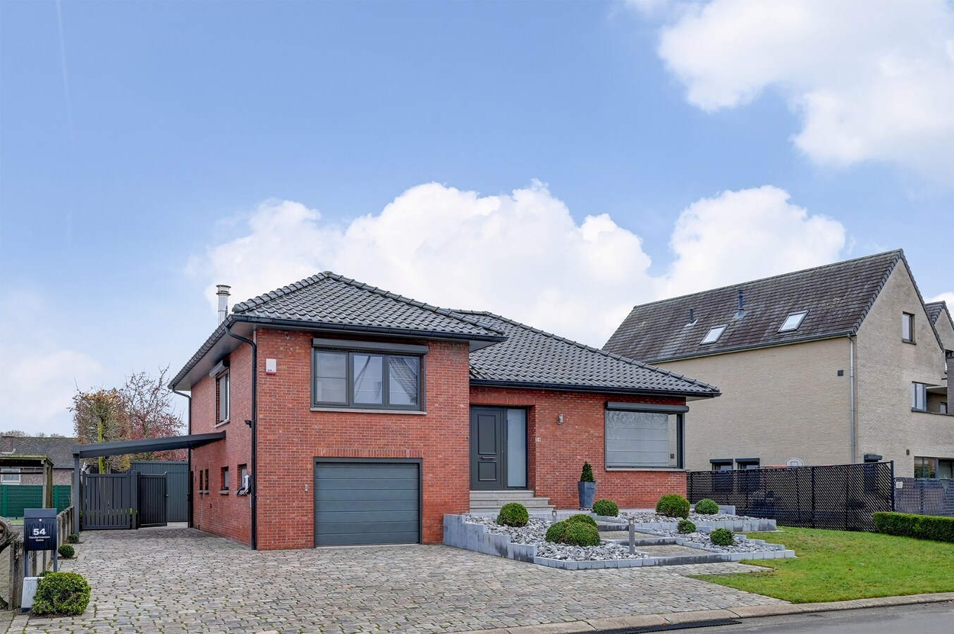 Perfect onderhouden huis met 3 slaapkamers 