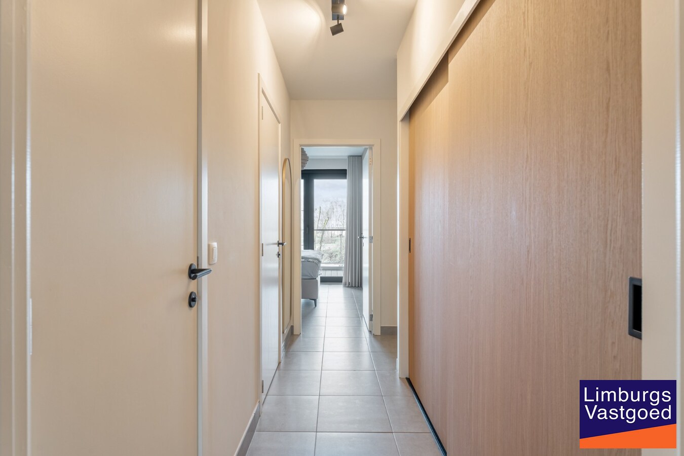 Modern appartement, 90m², ruim terras, 2 slpk, autostaanplaats + kelderberging 