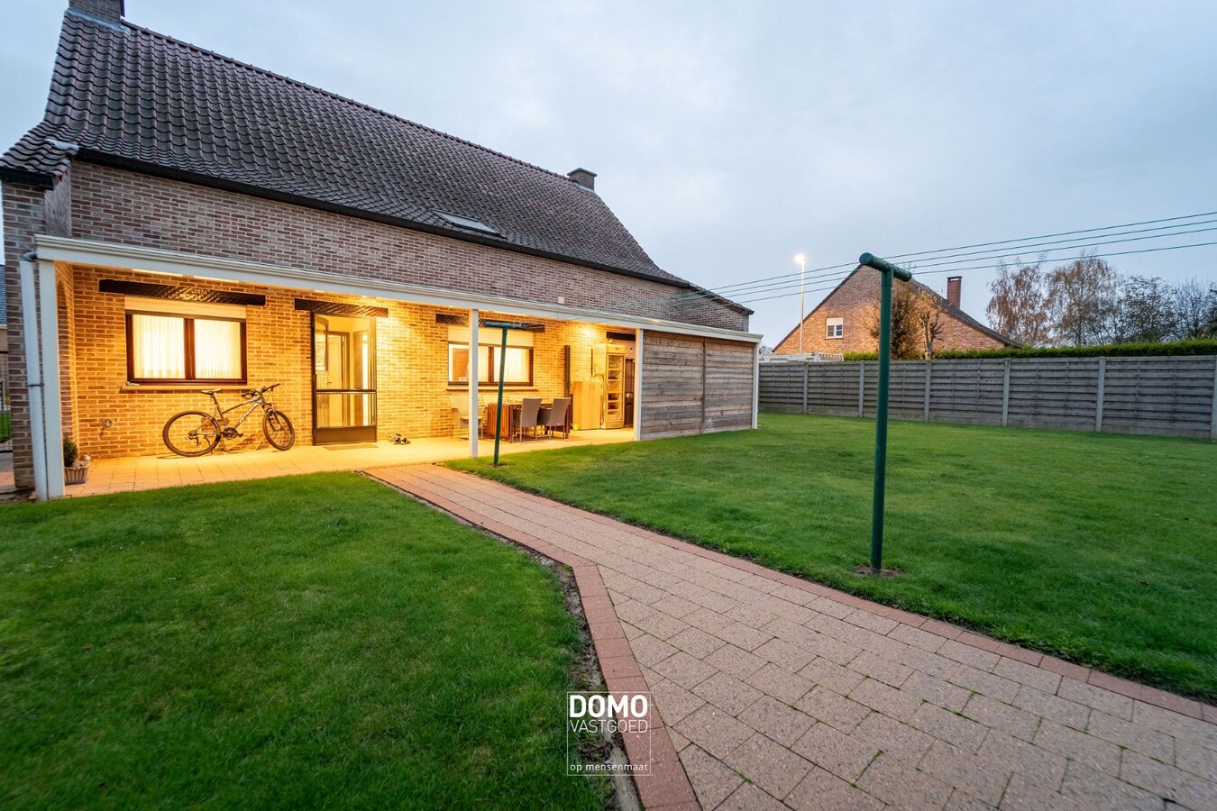 Instapklare en goed onderhouden gezinswoning te koop - EPC: D - Bewoonbare oppervlakte: 208m² 