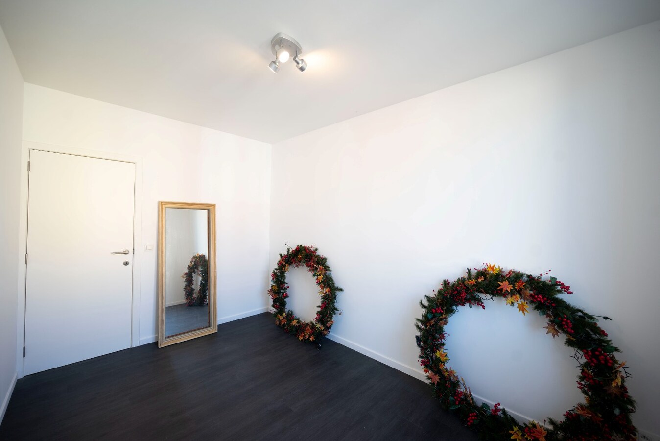 Woning of handelsruimte (combinatie mogelijk) met garage ! 