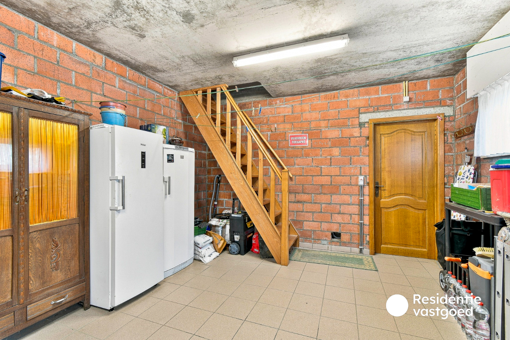 Ruime alleenstaande bungalow met 3 slaapkamers, garage en grote zolder in Middelkerke 