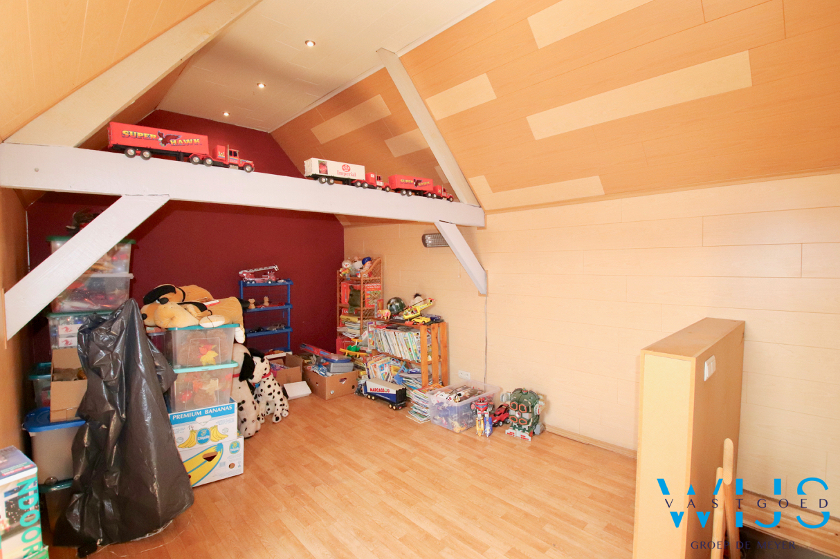 Uitzonderlijk ruim woonhuis te Kluizen/ Evergem! 