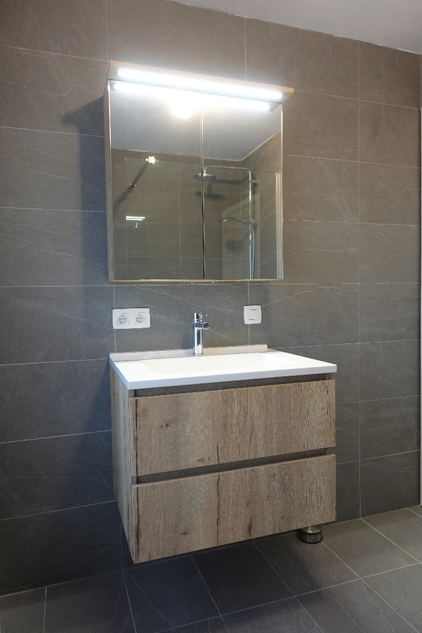 Charmante rijwoning nabij het dorp van Jabbeke 