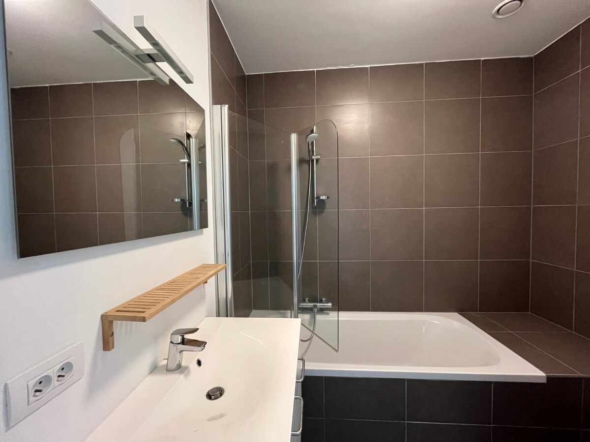 2-slaapkamer appartement met aangenaam terras. 