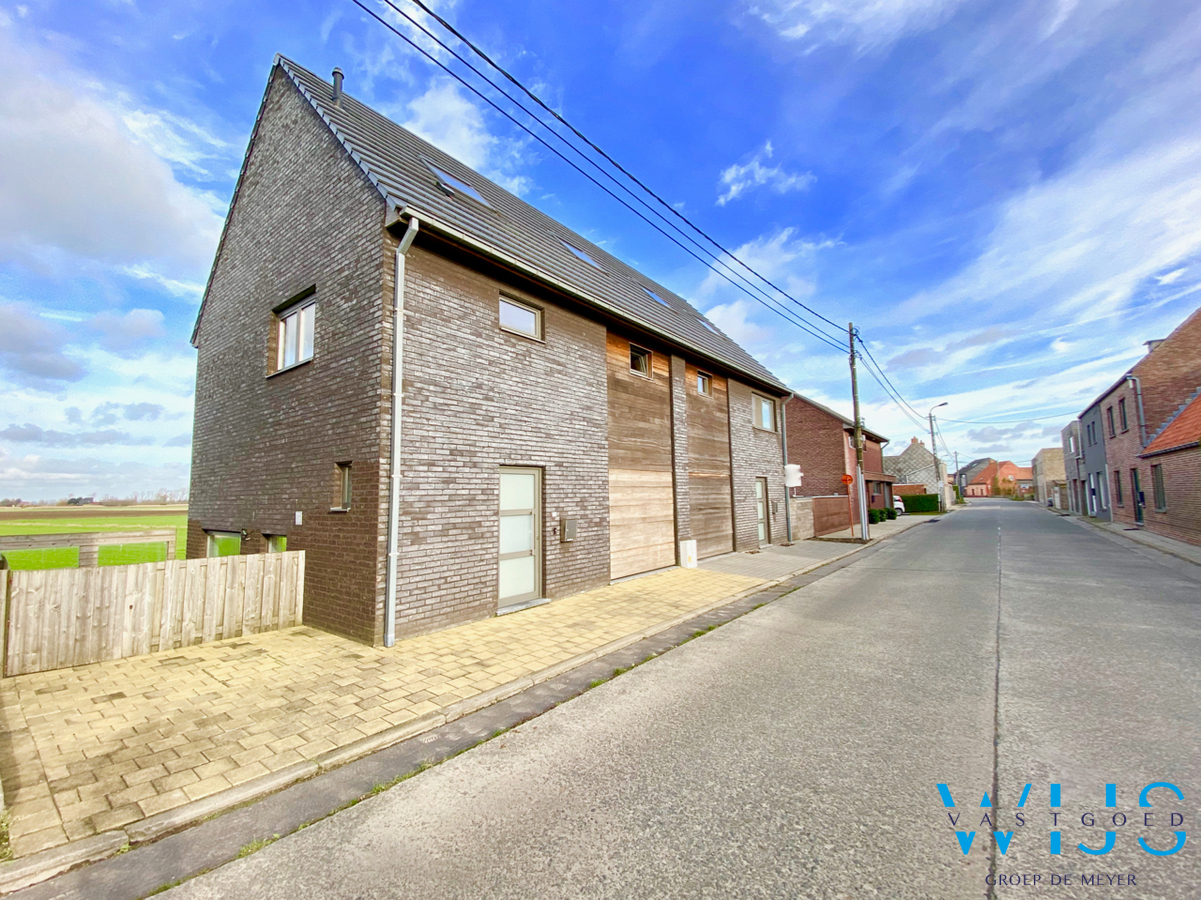 Instapklare bel-étage met 3 slaapkamers te ASSENEDE ! 