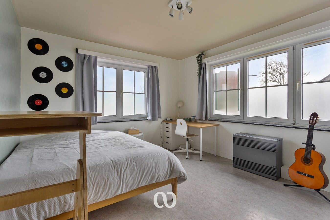 Gezinswoning met vier slaapkamers in een gezellige wijk 