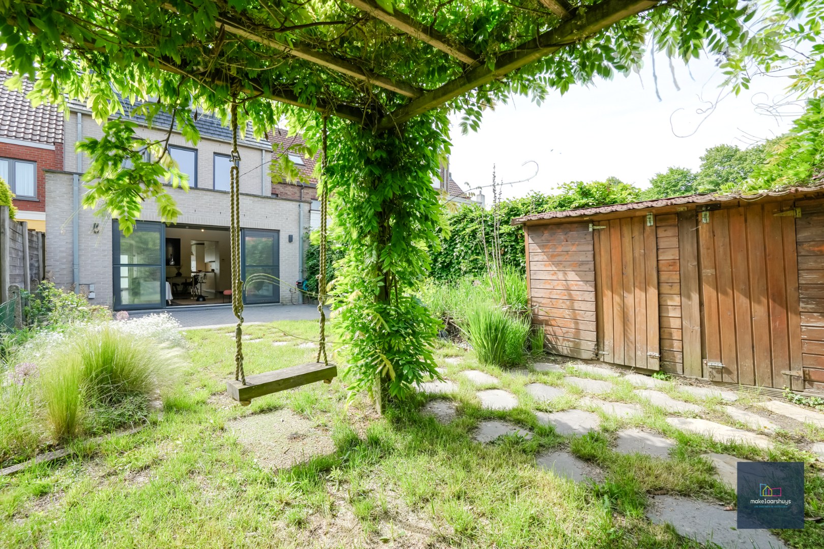 Topper : Ruime gezinswoning met 5 slaapkamers en tuin 