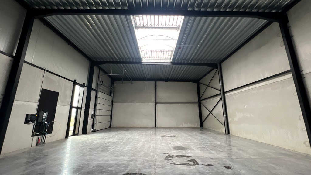 Klein magazijn te huur in Herzele Business Park