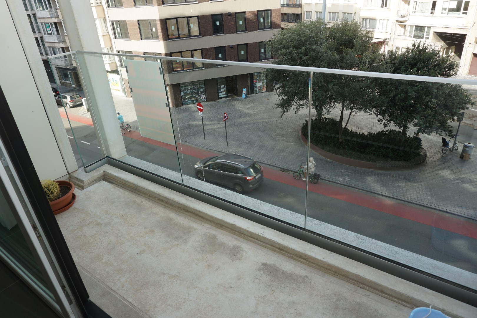 RECENT 2 SLAAPKAMER APP. MET TERRASSEN IN CENTRUM OOSTENDE 