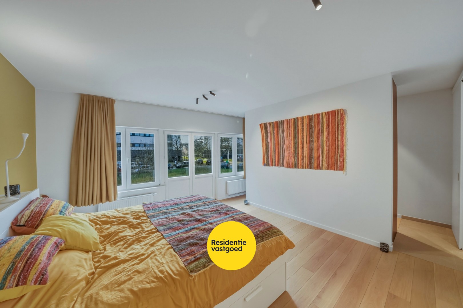 Instapklare, energiezuinige woning met 4 slpk in Mariakerke 