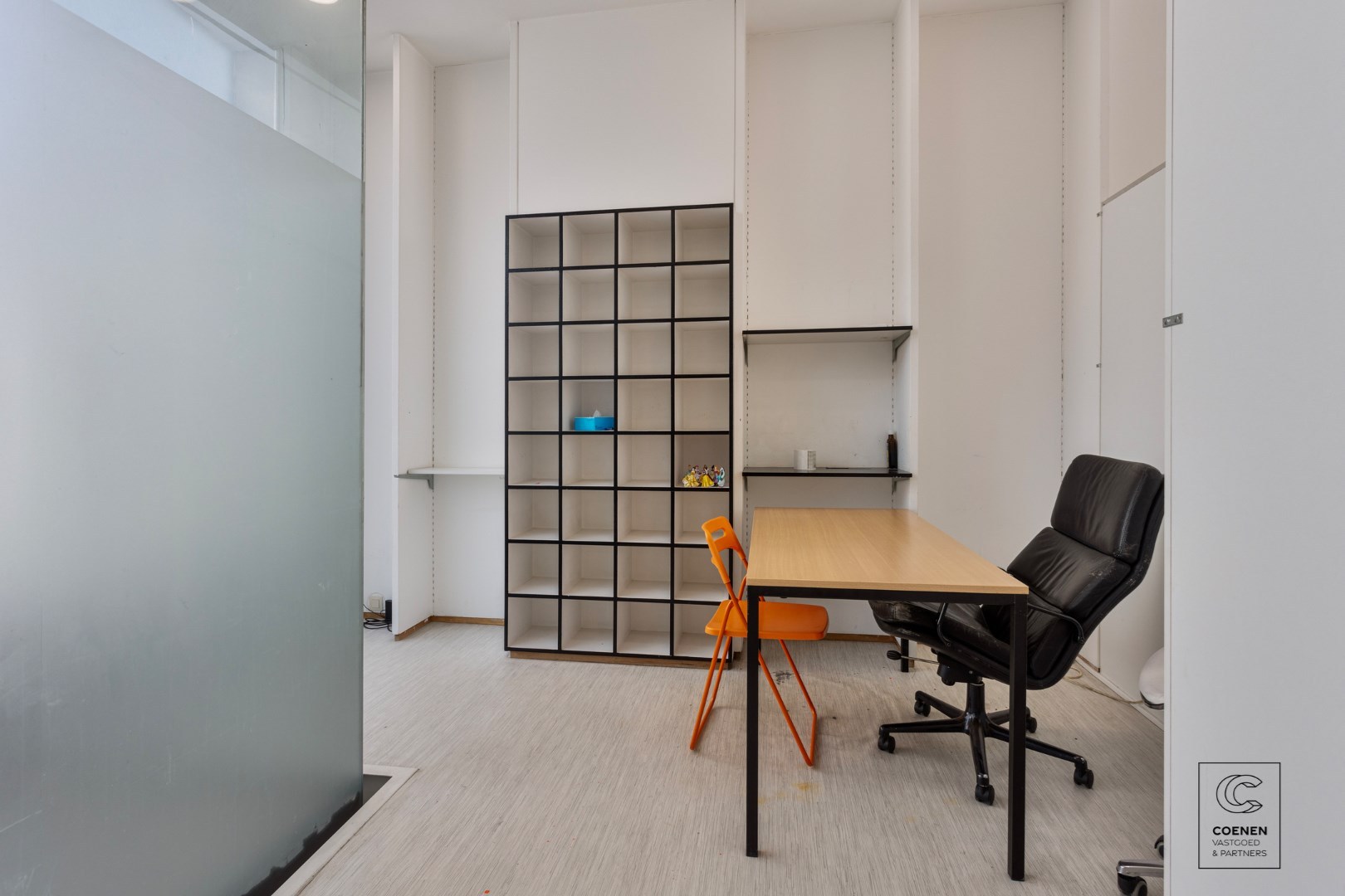 Prachtige handelsruimte met een bruikbare oppervlakte van 355 m² op een SCHITTERENDE locatie te Berchem 