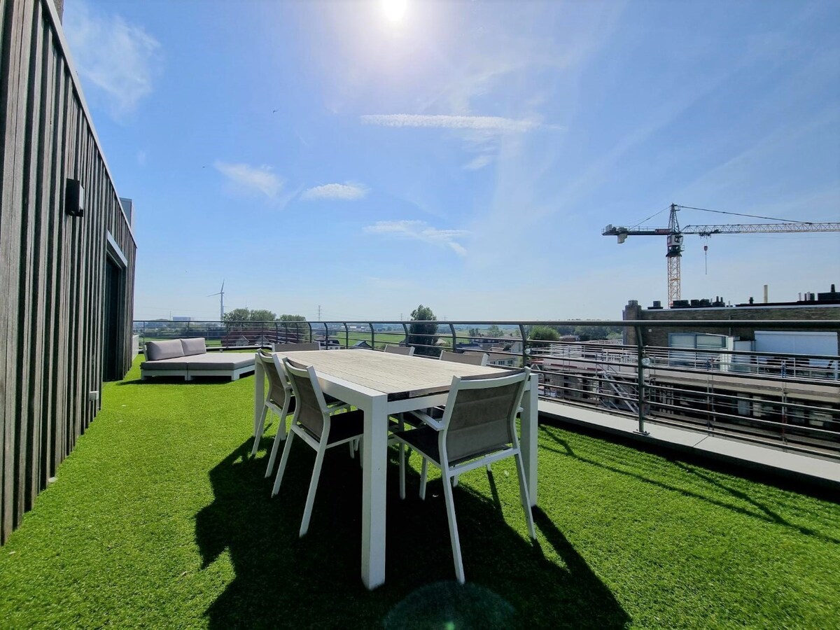 Prachtige penthouse met enorm terras (110m²!) en zeezicht - Zeebrugge 