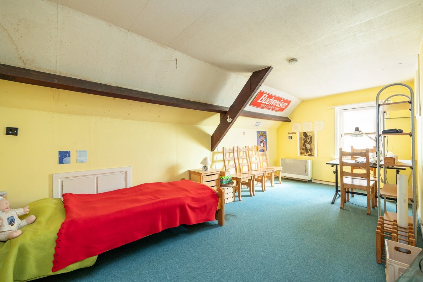 Ruime half-open bebouwing met 5 slaapkamers op toplocatie 