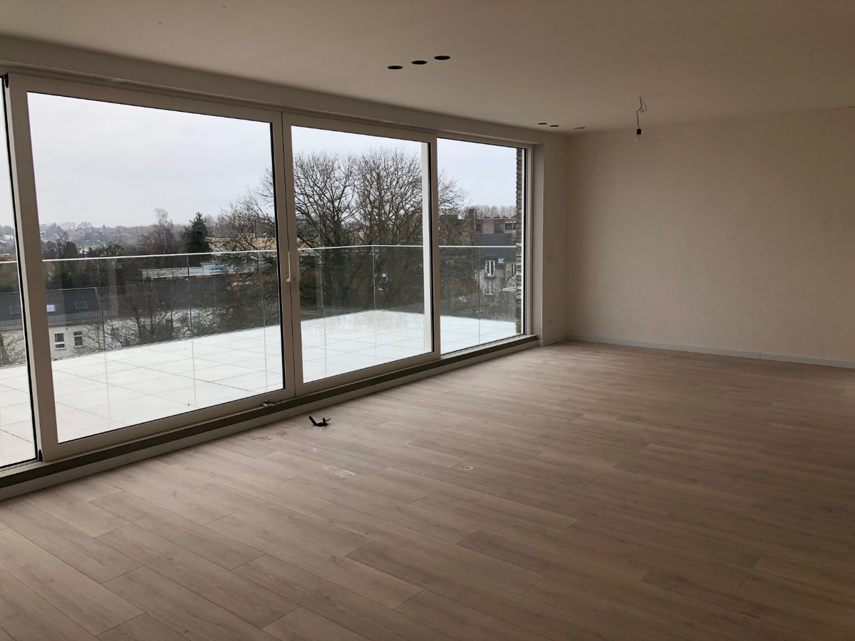 Luxueus penthouse met uniek terras en 3 slaapkamers te Gavere 