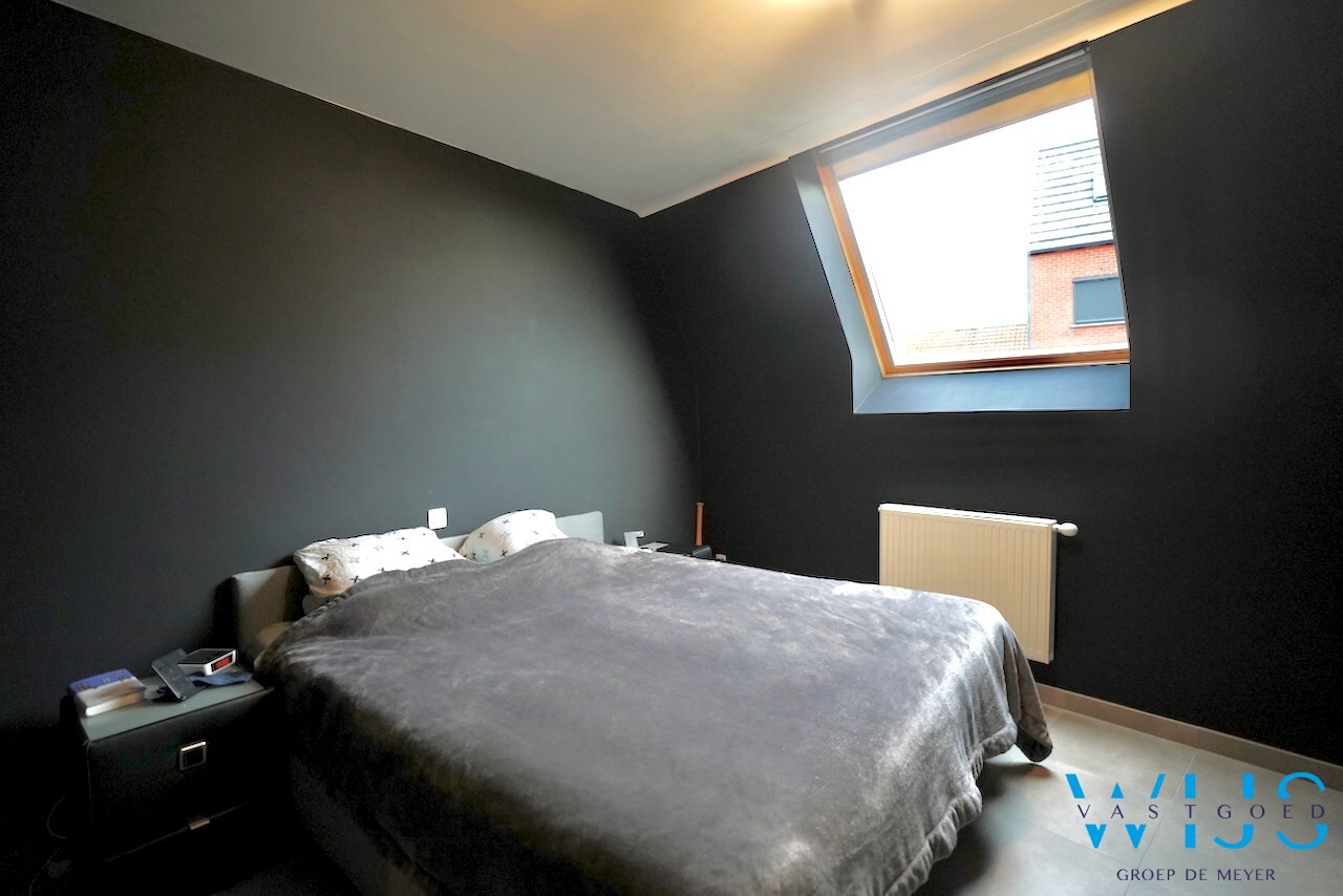 Prachtig lichtrijk appartement in het CENTRUM van ERTVELDE ! 