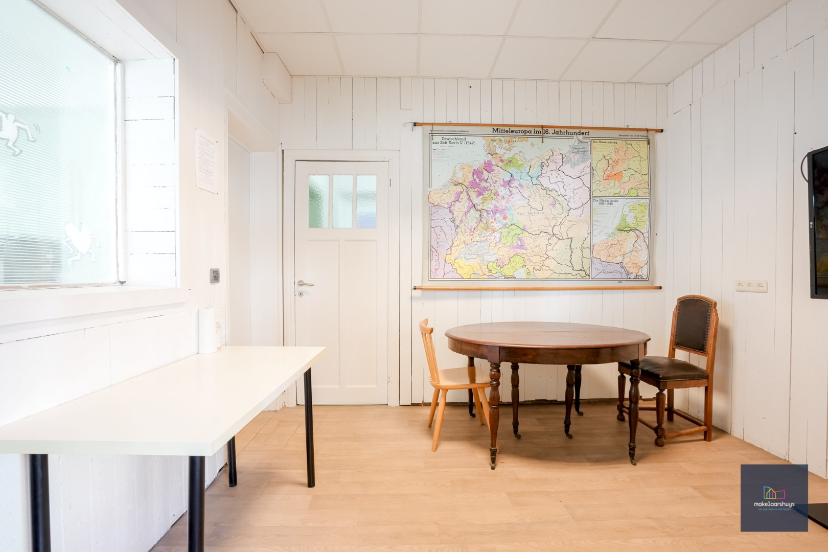 Karaktervolle eigendom met handelsruimte en renovatiepotentieel 