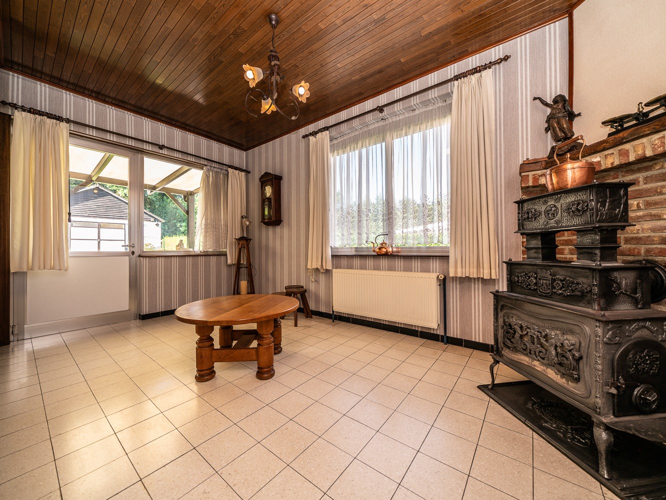 Woning met loods op gegeerde locatie 