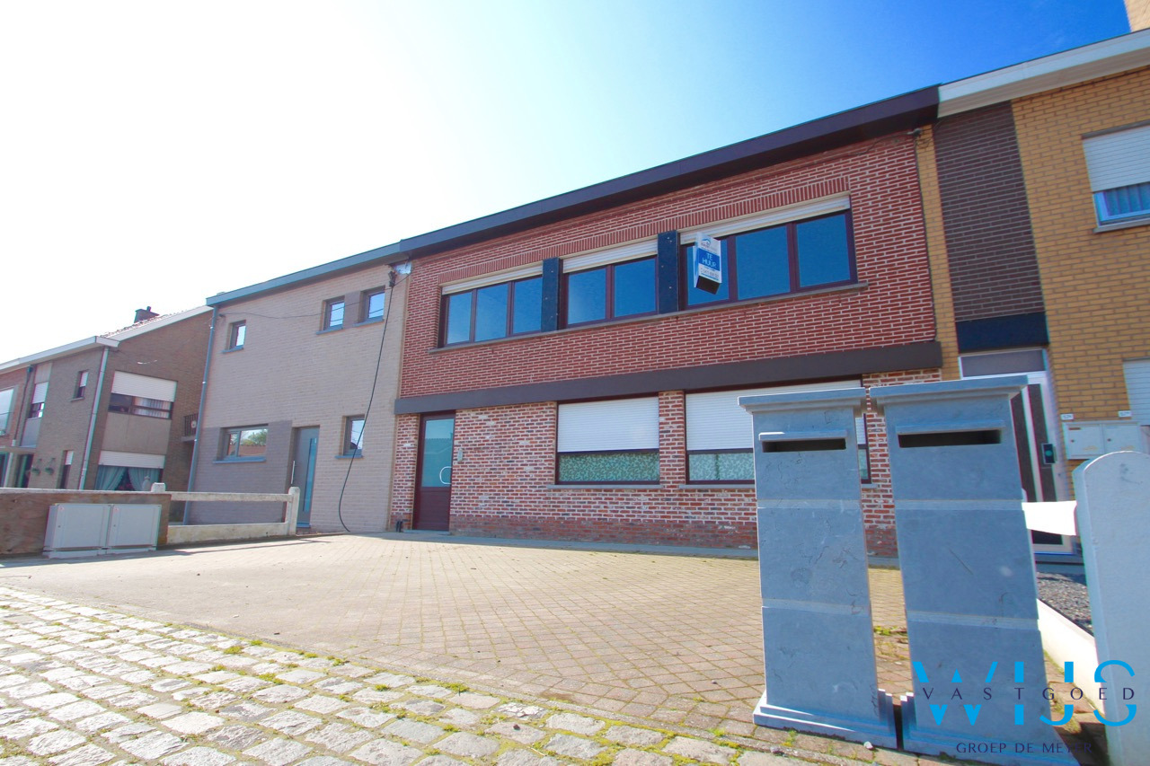 Verhuurd appartement - Oosteeklo