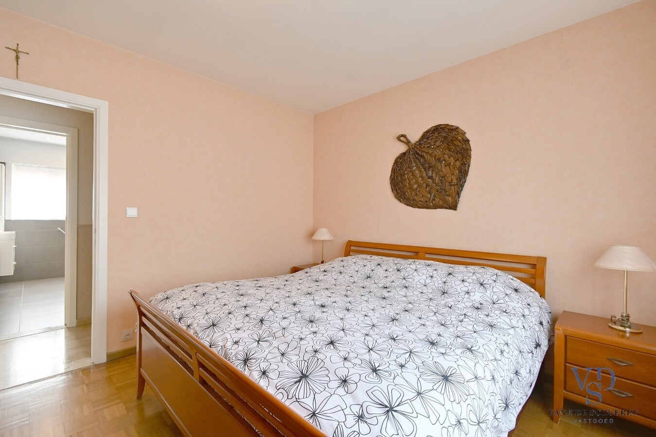 Statige villa in rustige residentiële wijk 