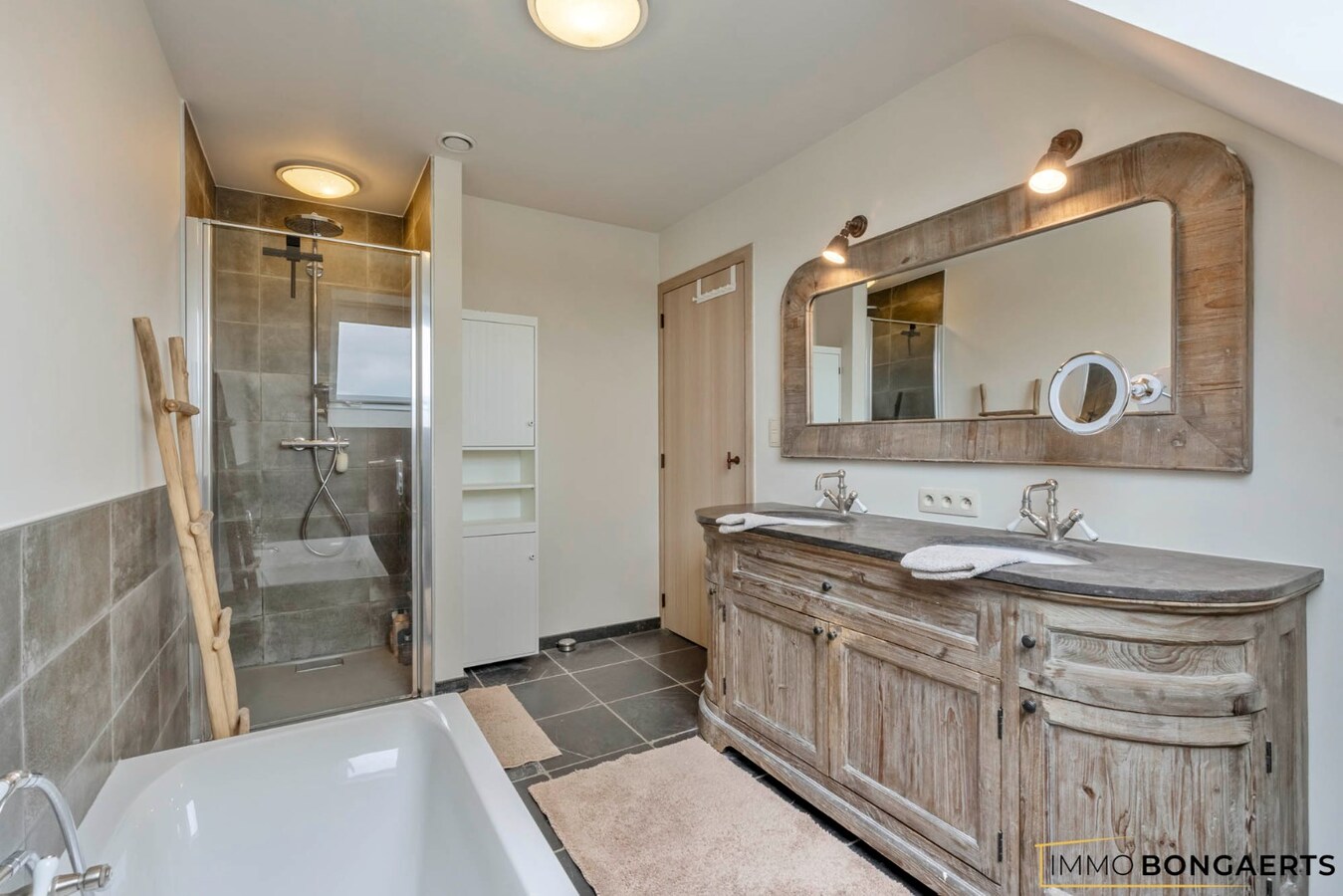 Landelijke woning op rustige locatie 