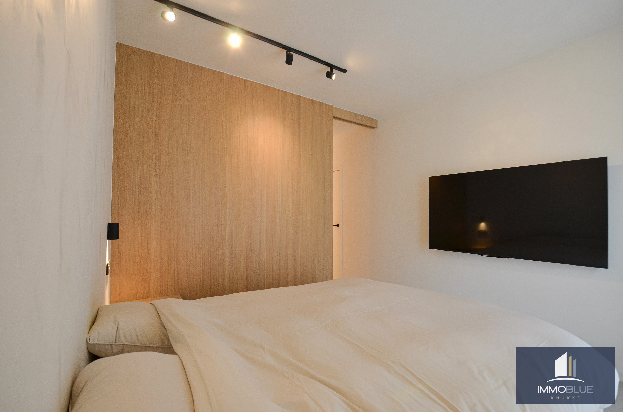 Stijlvol appartement met een open zicht gelegen nabij de Dumortierlaan. 