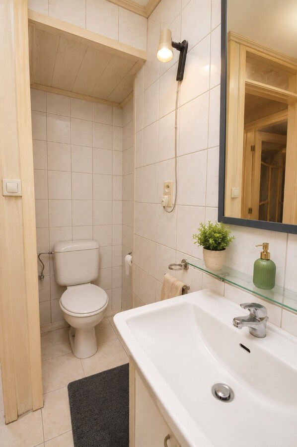 Interessante investeringsopportuniteit: opbrengsteigendom met drie appartementen in Sint-Niklaas 