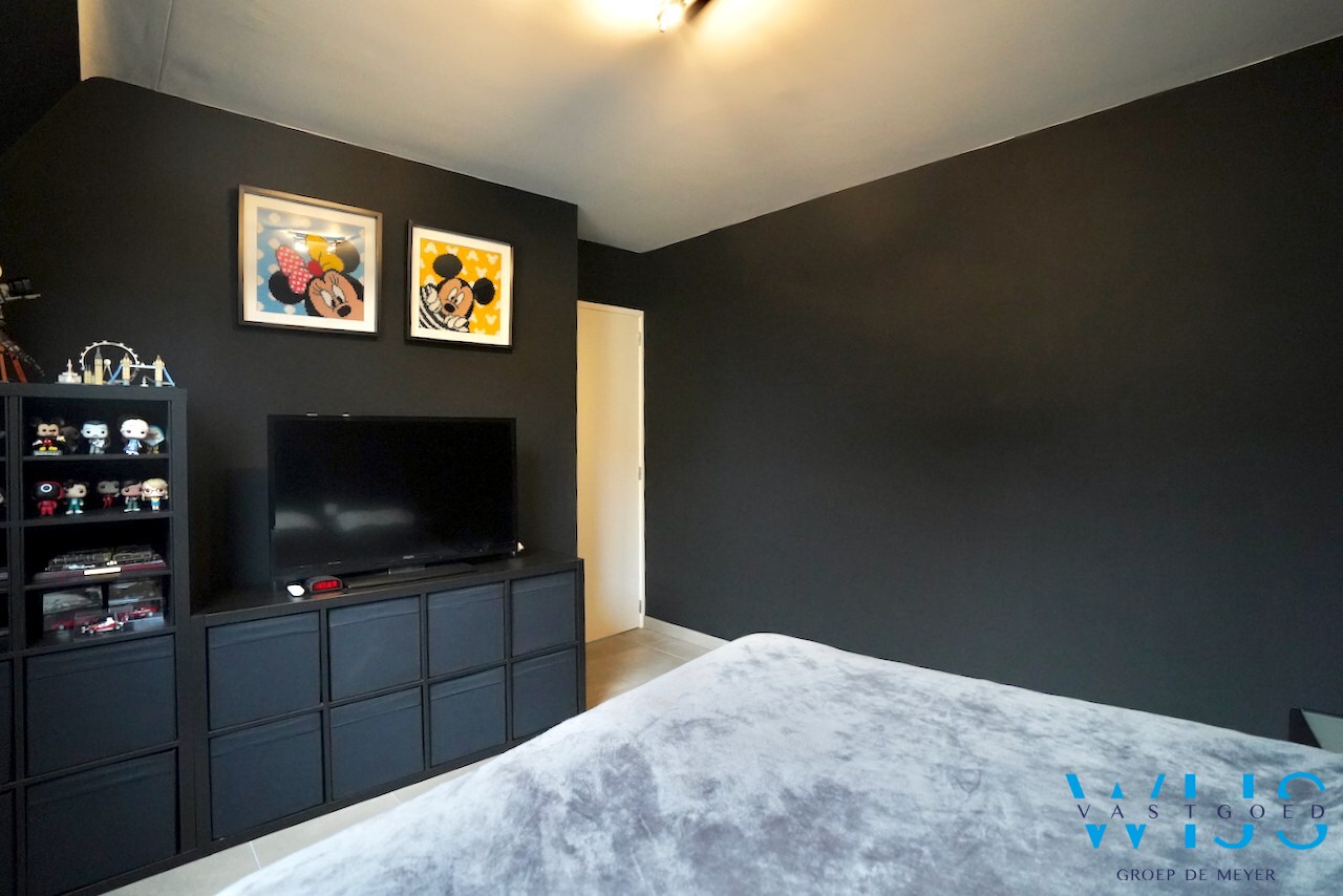 Prachtig lichtrijk appartement in het CENTRUM van ERTVELDE ! 