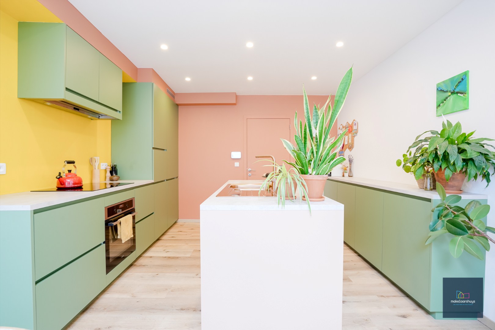 Charmante en instapklare gezinswoning met zonnige tuin 