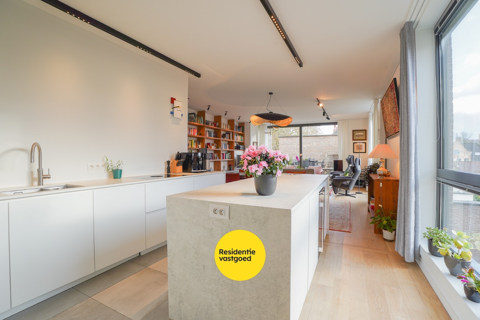 Exclusief wonen aan het Koningin Astridpark – stijlvol appartement met uitzonderlijk terras 
