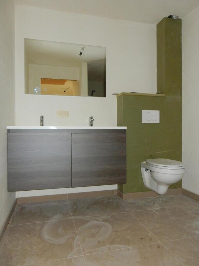 Moderne nieuwbouwwoning met garage 